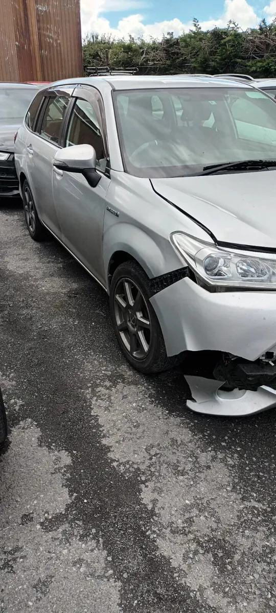 Toyota Corolla estate ( Fielder ) 2016 - Image 3
