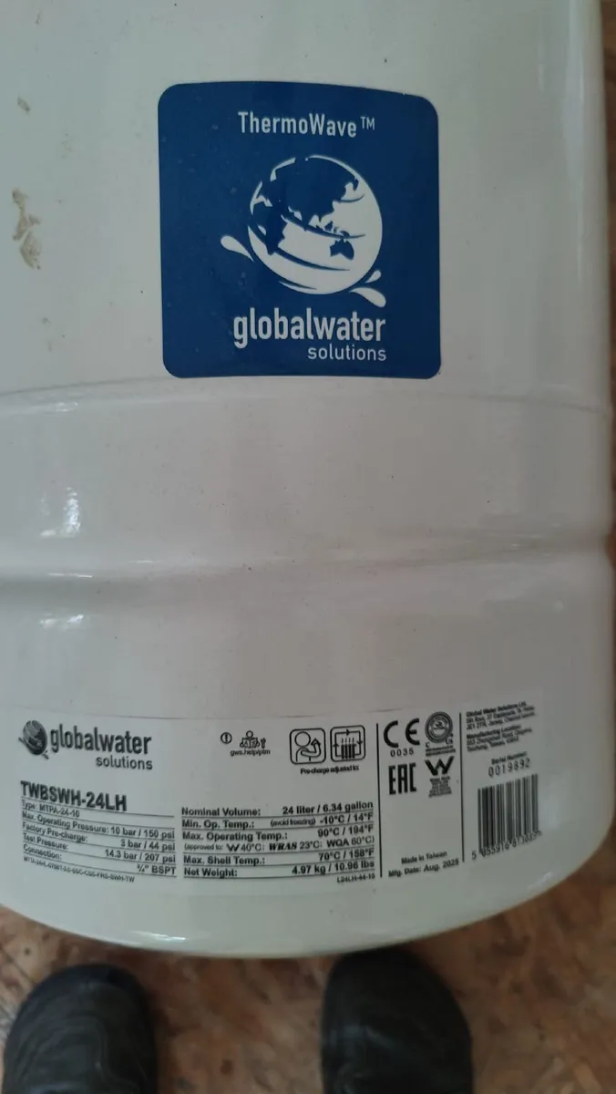 Domestic hot water heat pump - Image 2