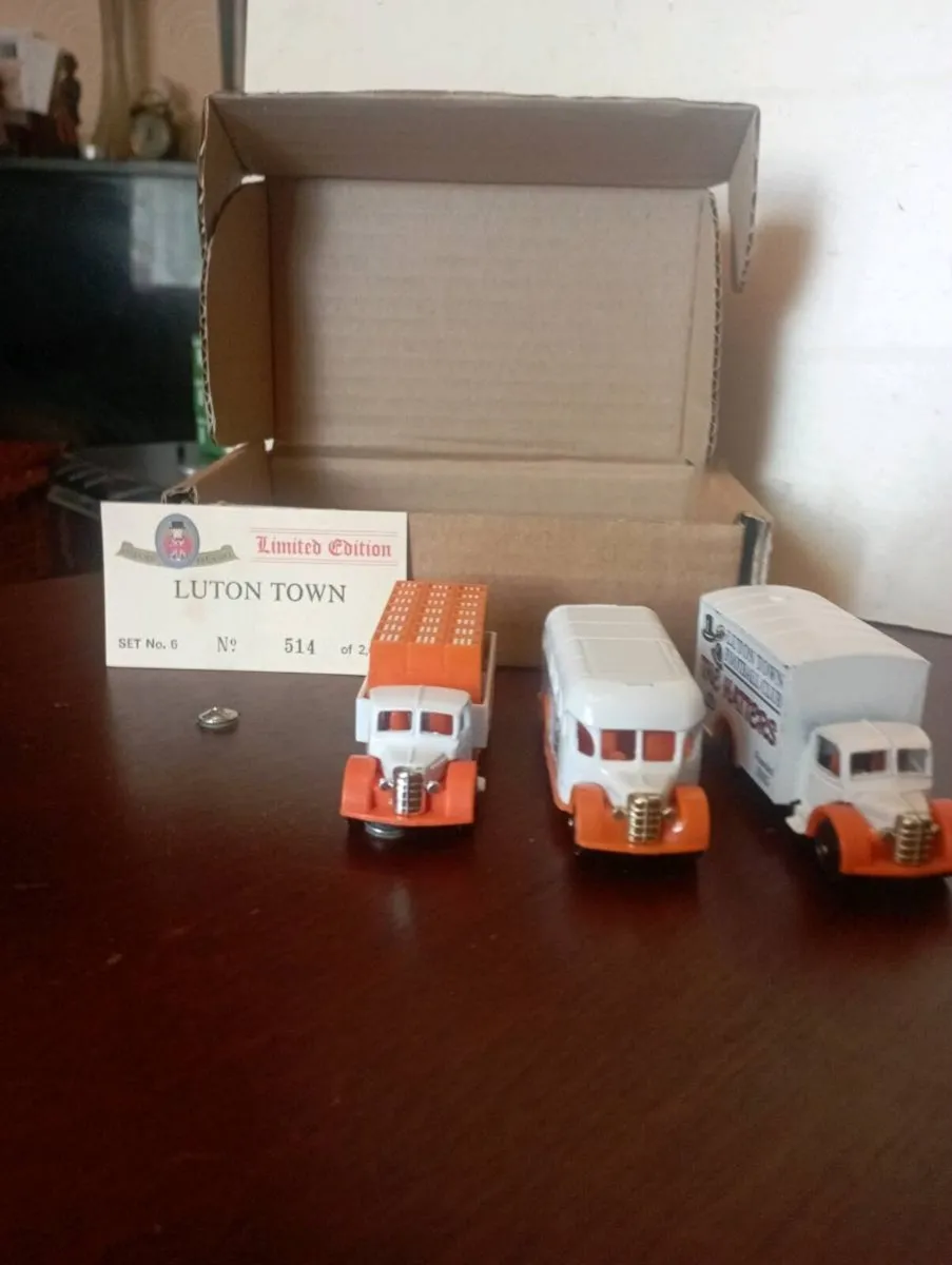 LIMITED EDITION LUTON TOWN  DIE-CAST MODLES - Image 1