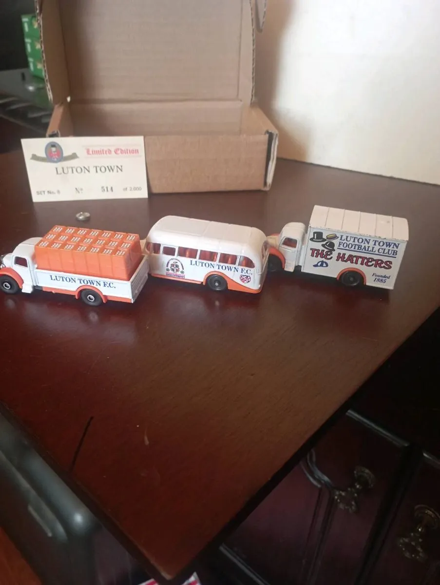 LIMITED EDITION LUTON TOWN  DIE-CAST MODLES - Image 4