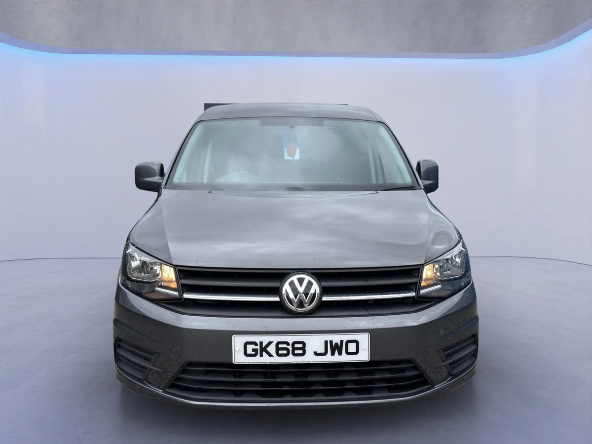 2018 Volkswagen Caddy Trendline - Image 2