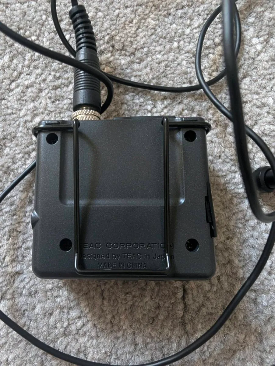 Tascam DR-10L Pro With Lav Mic  32 Bit Float Audio - Image 3
