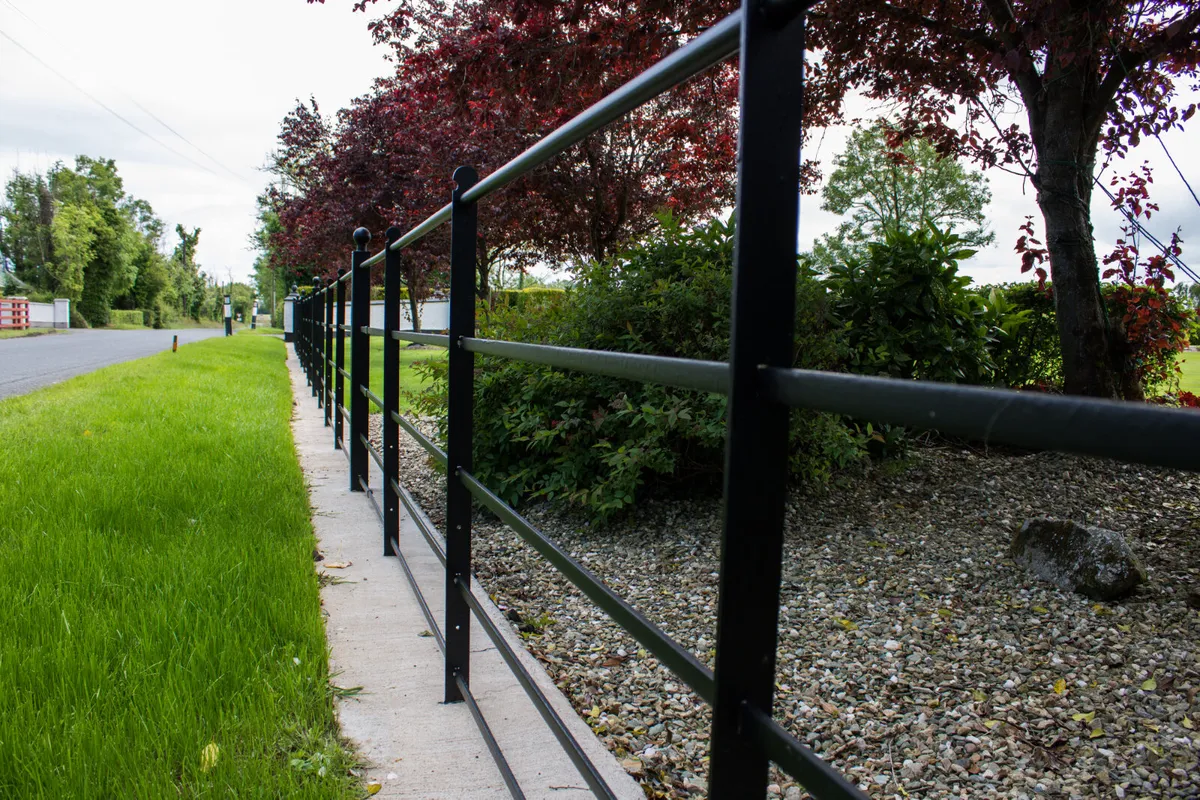 5 Bar Estate Fencing - Image 2