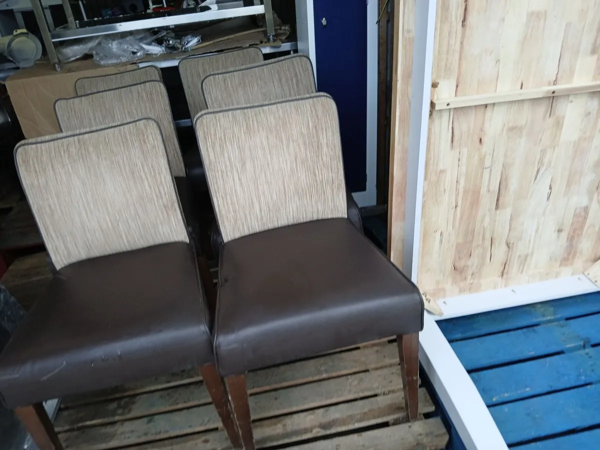 Chairs 💺 💺 💺 💺 💺 💺  lot of (6)..delivered - Image 2