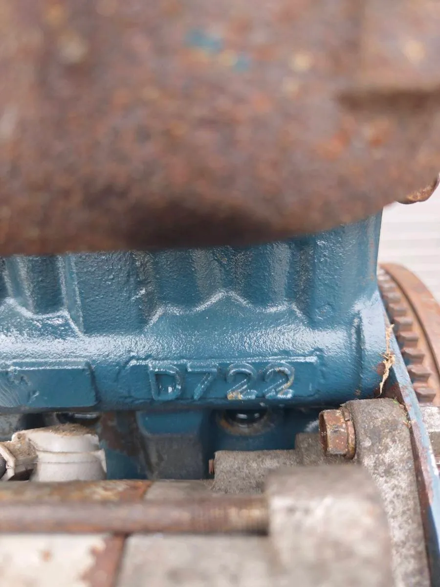 Kubota D722 3 cylinder diesel engine - Image 2