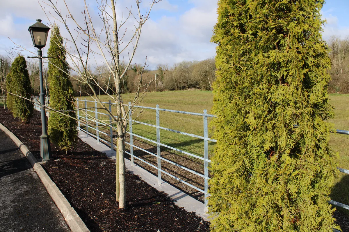 5 Bar Estate Fencing - Image 4