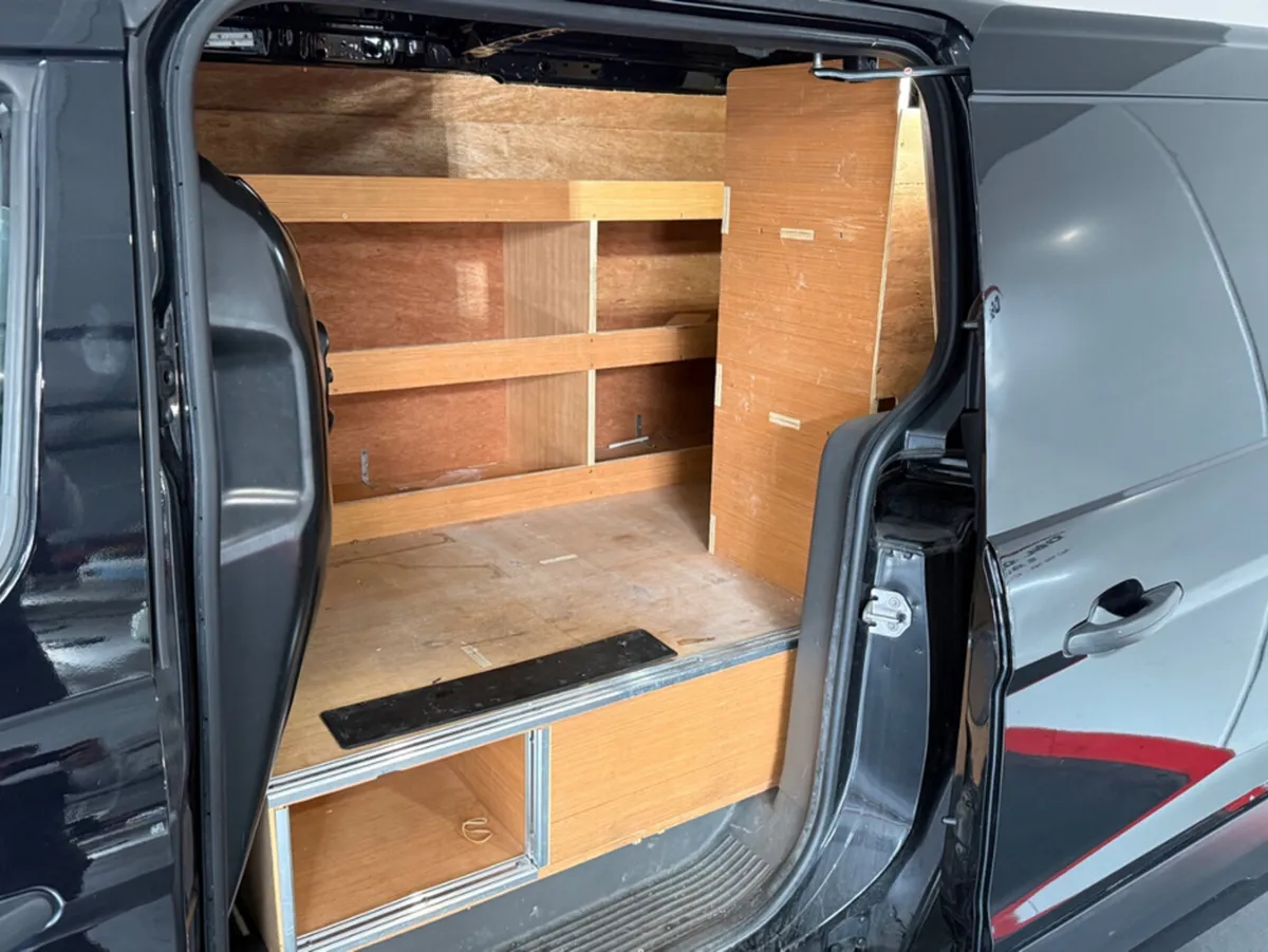 Ford Transit Connect VAN LWB HP TREND 1.5 TD - Image 4