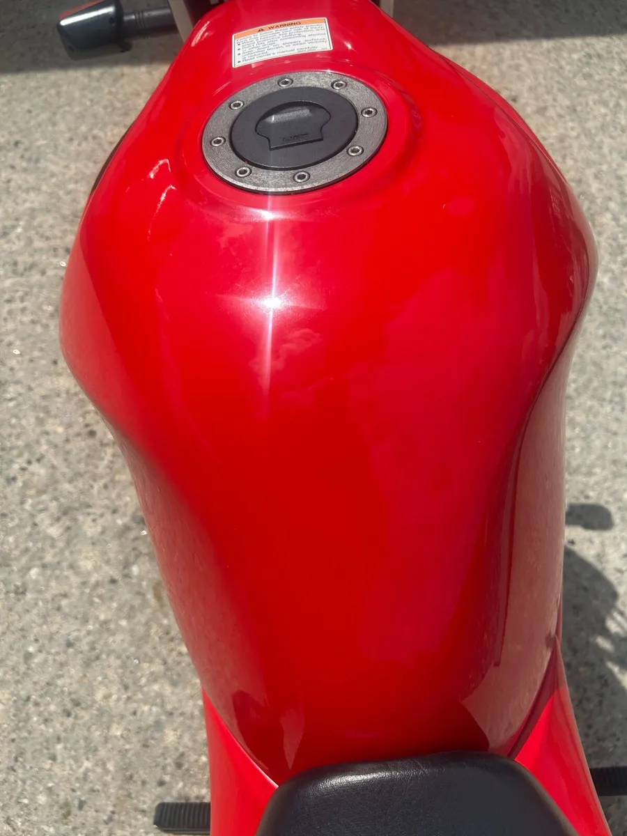 Motorcycle - Image 4