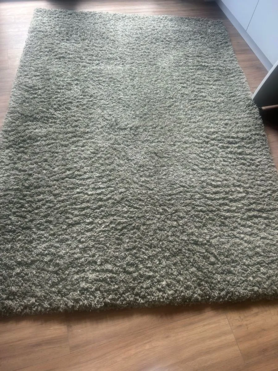 ikea rug - Image 3