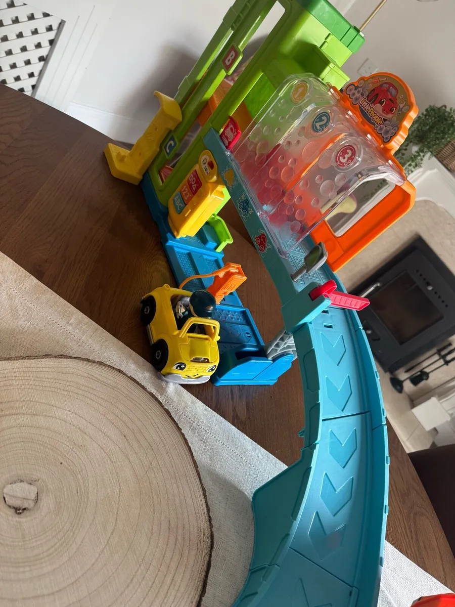 Toys - Image 1