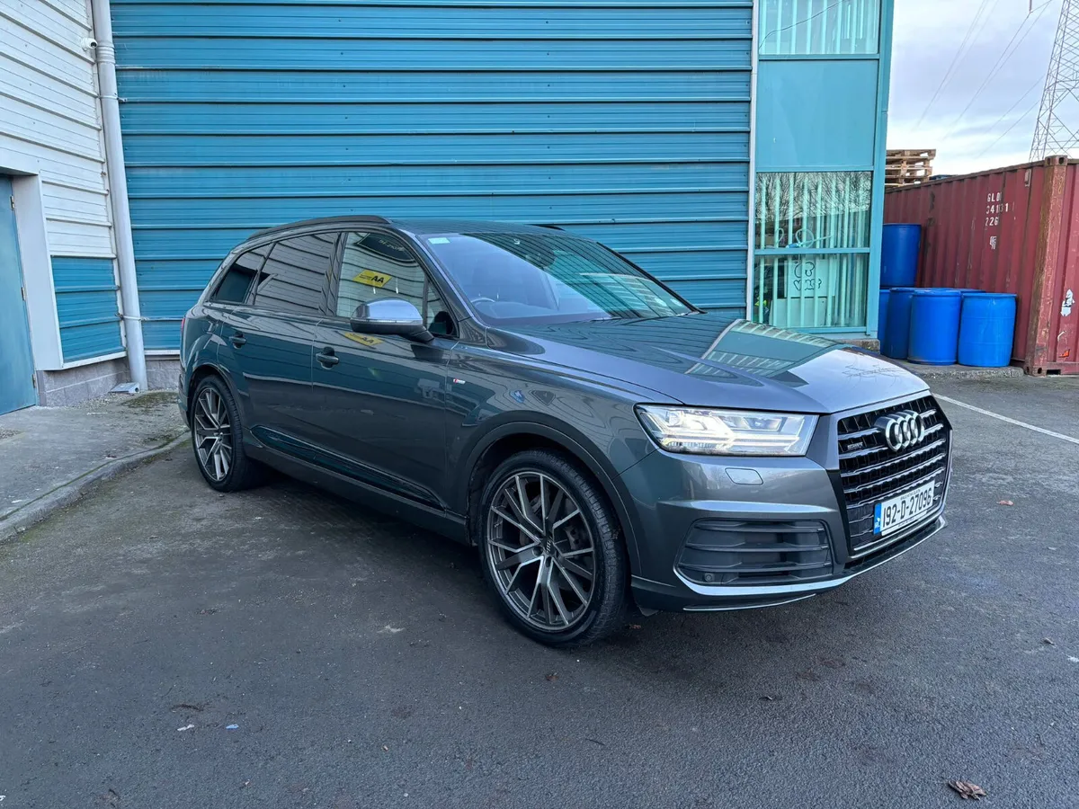 192 Audi Q7 N1 2 Seat Commercial Van - Image 3