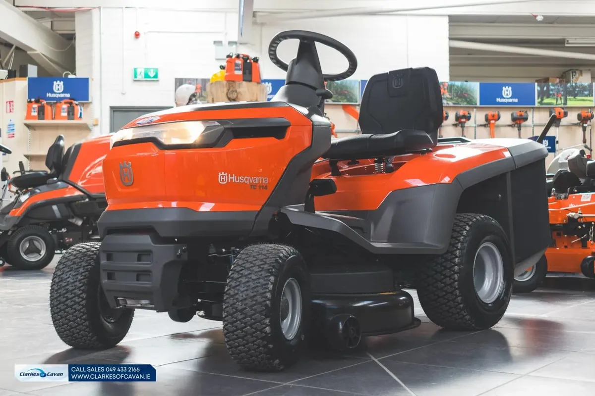 Husqvarna TC 114 Ride-On Lawnmower - Image 2