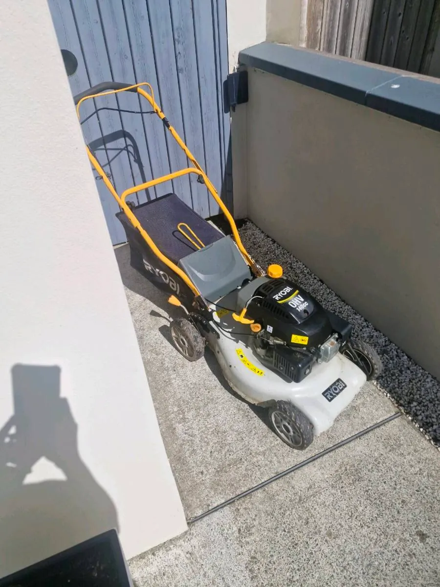 Self drive Lawnmower for sale - Image 2