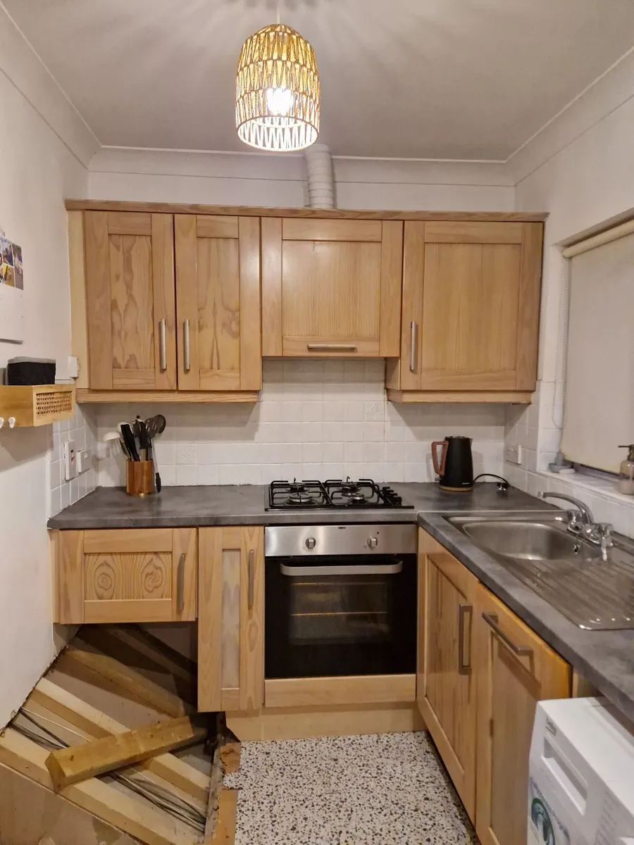 Kitchen units - Image 2