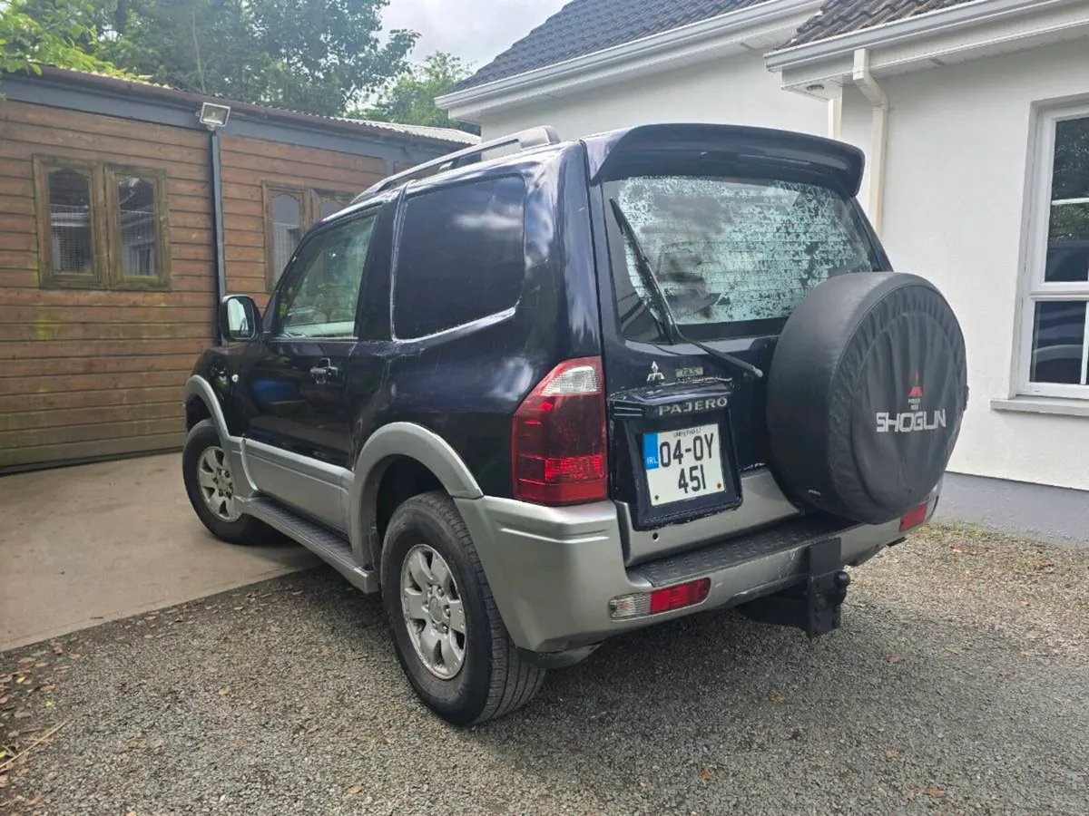Mitsubishi Pajero 3.2 CVRT 06/27 - Image 4