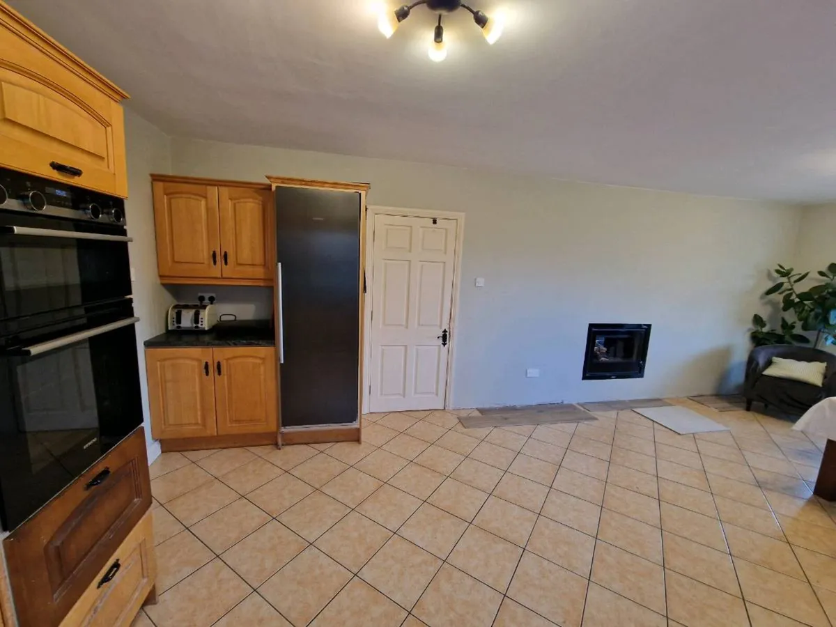 Kitchen - Image 2