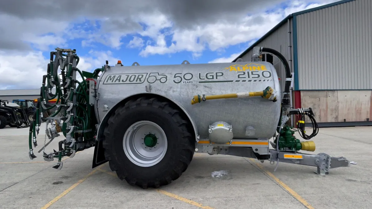 New Major Alpine LGP 2150 Tanker - Image 1