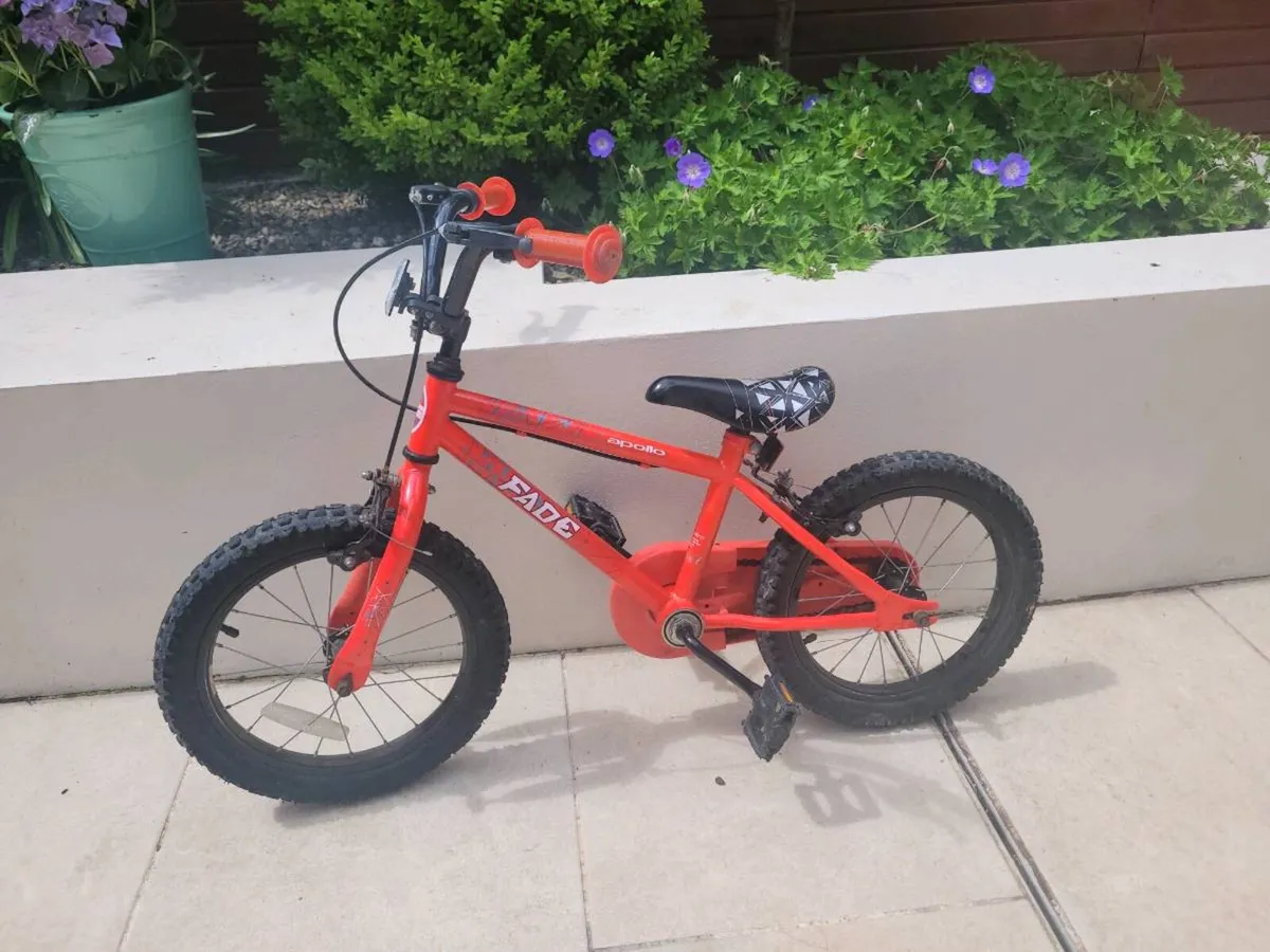 Apollo Fade Kids 16" Bike - Image 1