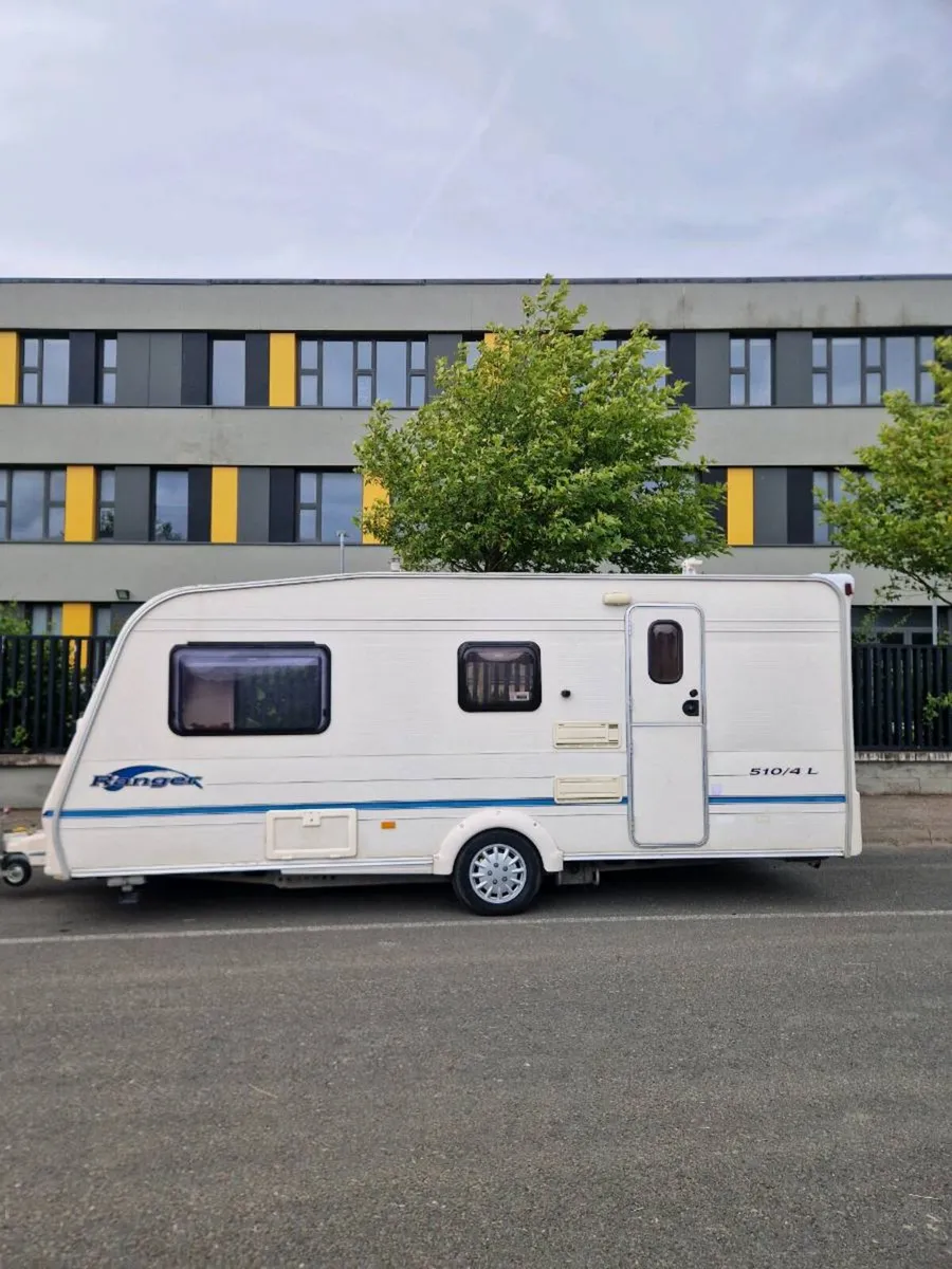 Caravan. - Image 2