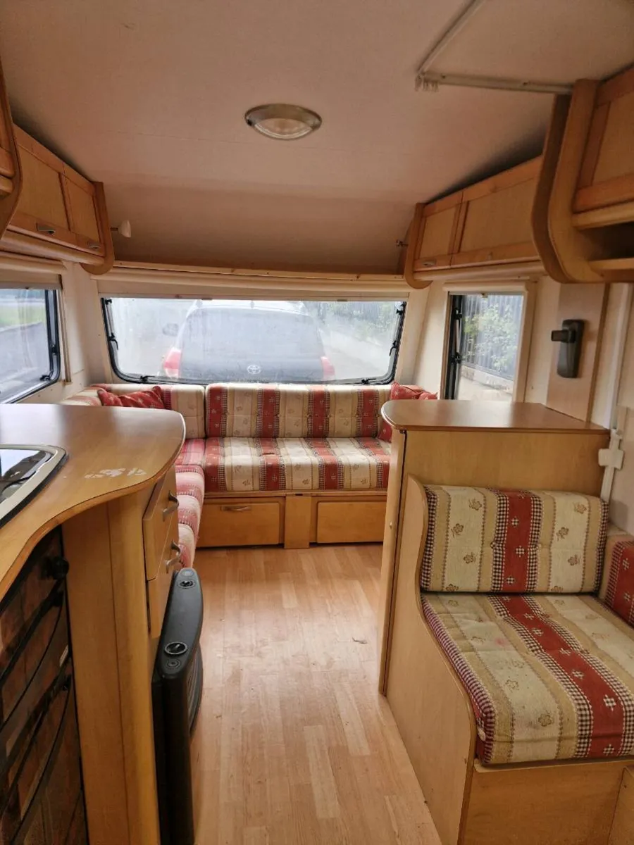 Caravan. - Image 4
