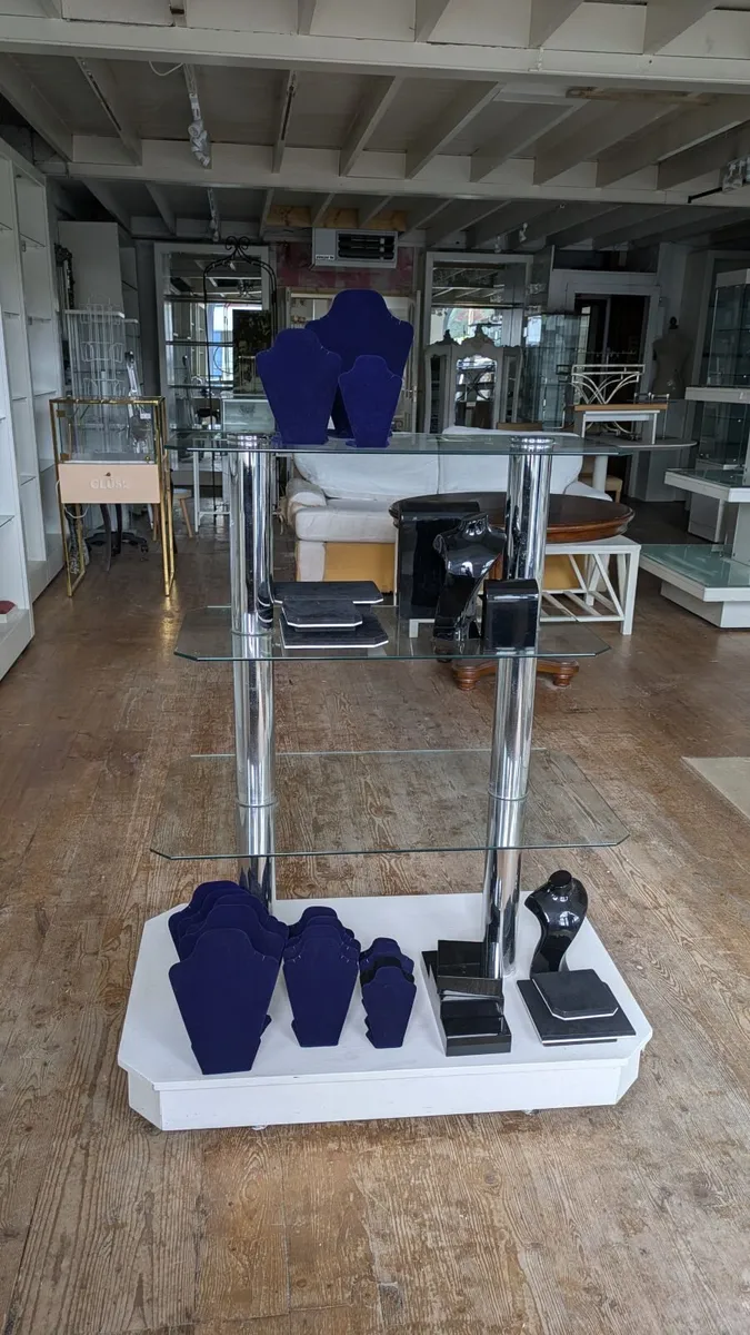 Shop display unit - Image 2
