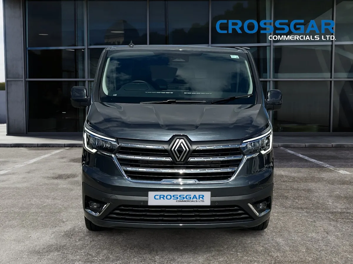 2026 TRAFIC SPORT LWB AUTO 170 HP NO IMPORT TARIFF - Image 2