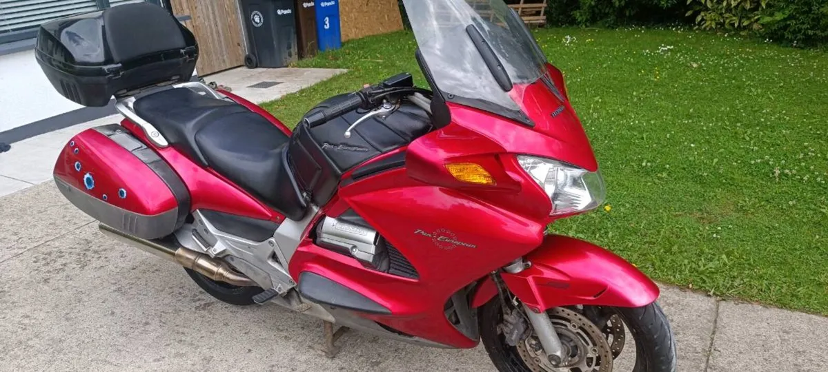 Honda Pan European ST 1300 - Image 2