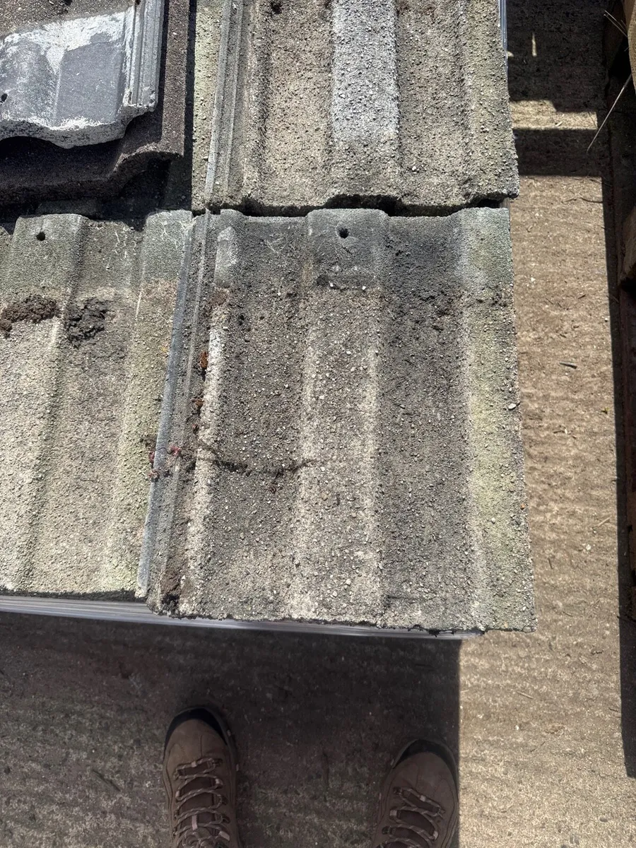 Marley Roof Tiles for sale - Image 2