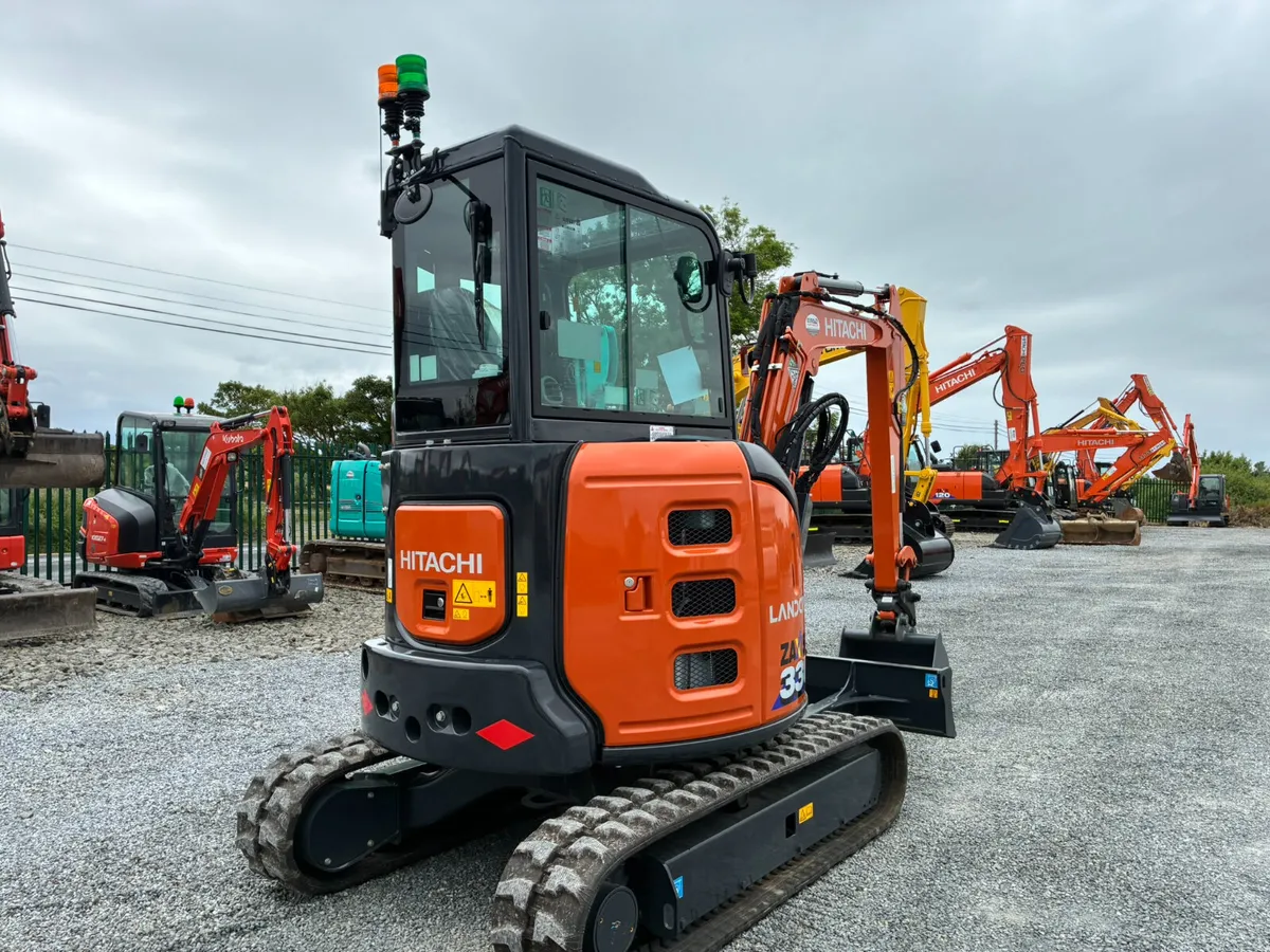 Hitachi  ZX33U-6 - Image 4