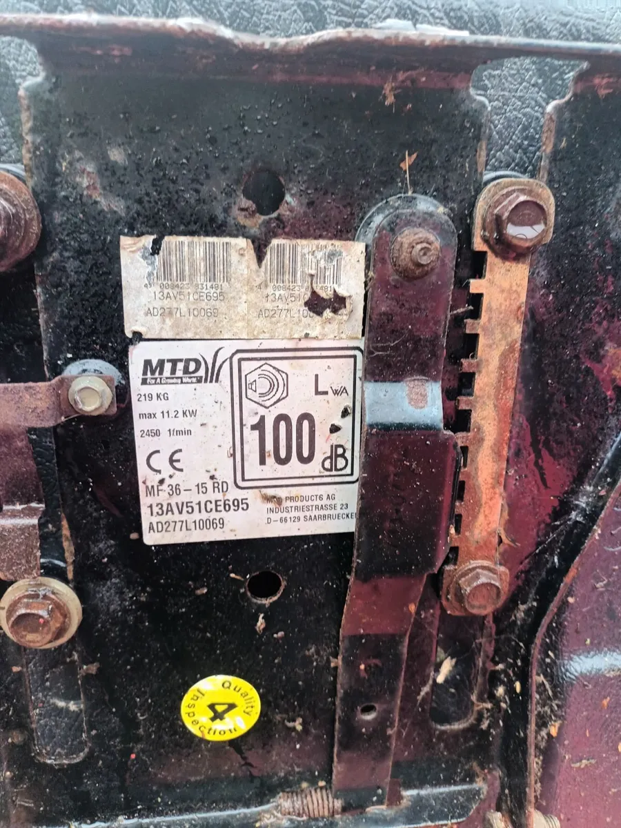 Lawnmower for Breaking - Image 3