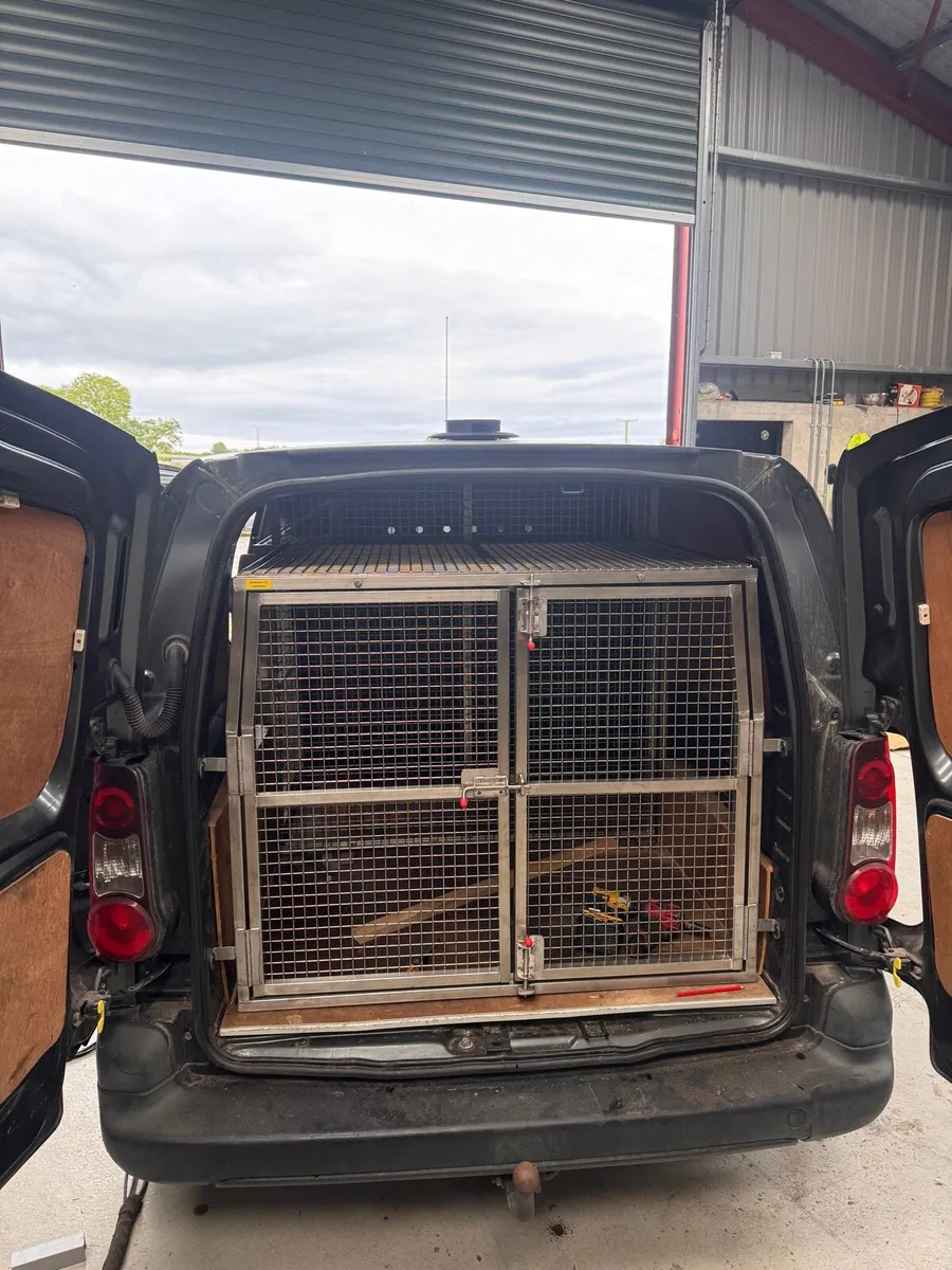 Dog Transport Cages - Image 2