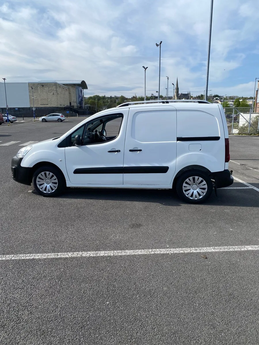 2018 Citroen berlingo tested and taxed - Image 2