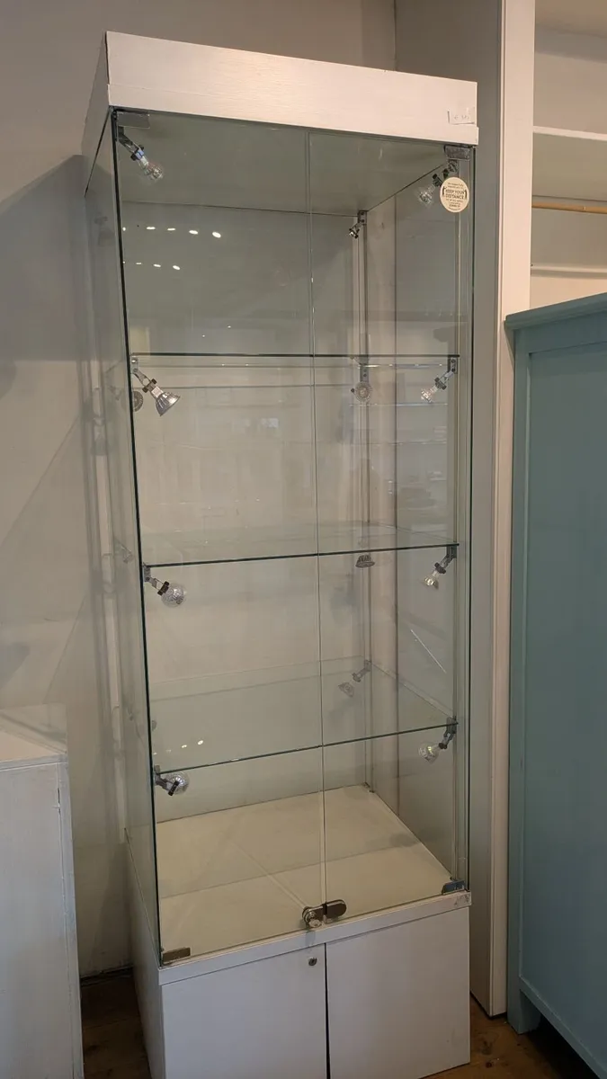 Shop display unit - Image 1