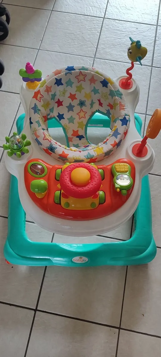 Baby walker like new - Image 1