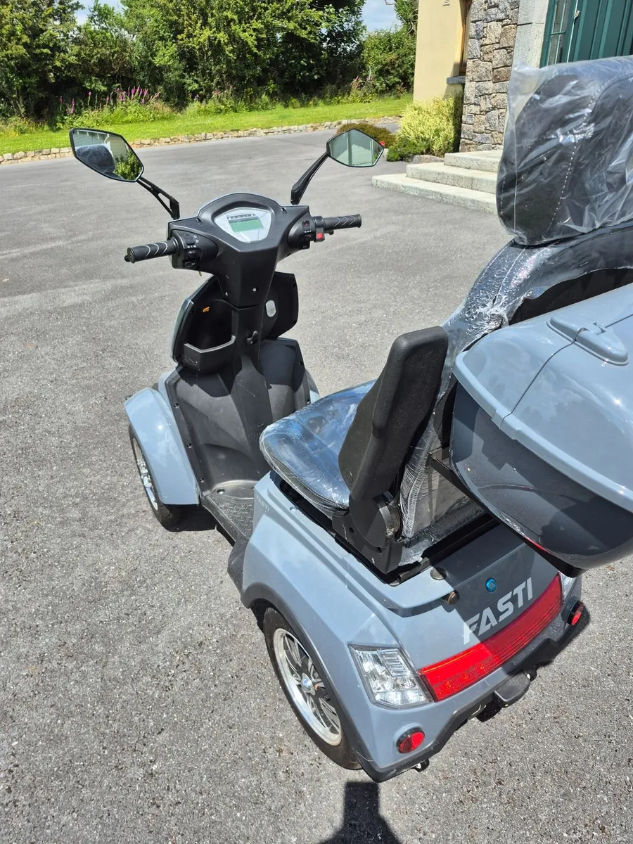 Mobility scooter - Image 3
