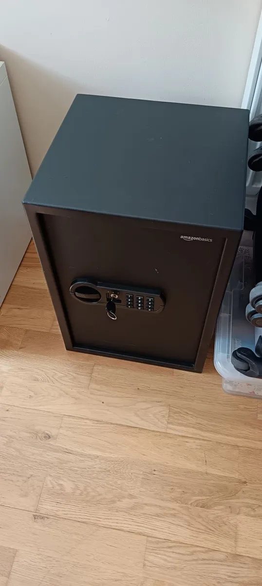 Steel Electronic Safe - Image 1