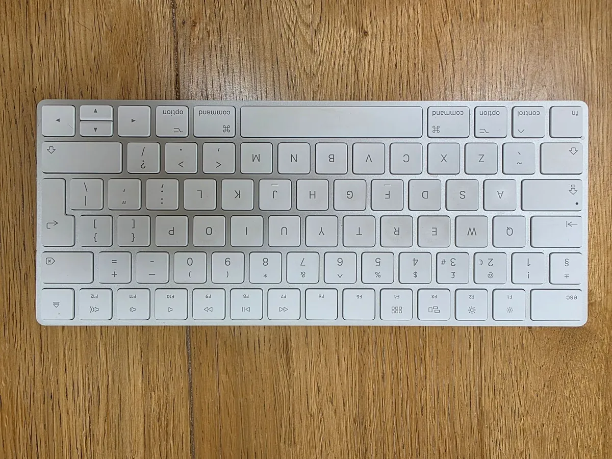 Mac Mini & Apple keyboard & mouse - Image 2