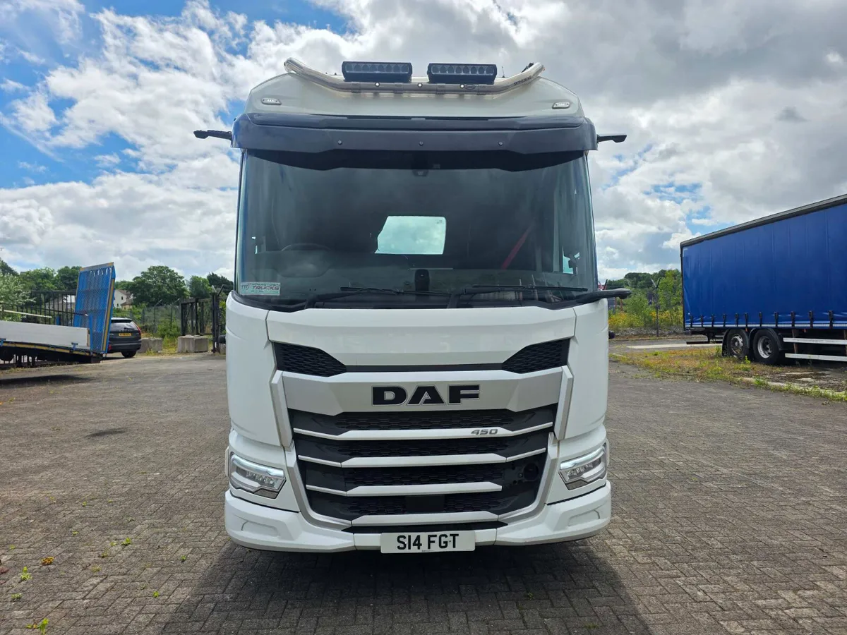 2023 DAF XD 450 FTG 6X2 Tractor Unit - Image 2