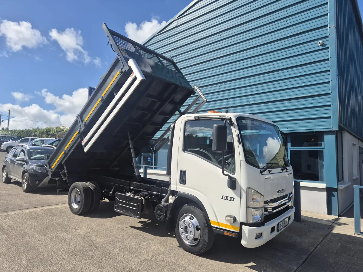 2018 Isuzu N75.150 Automatic Tipper - Image 1