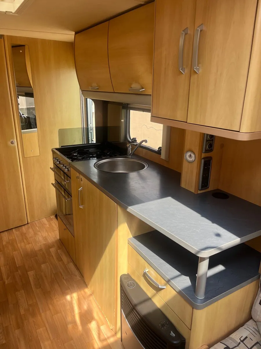 2005 sterling europa - Image 4