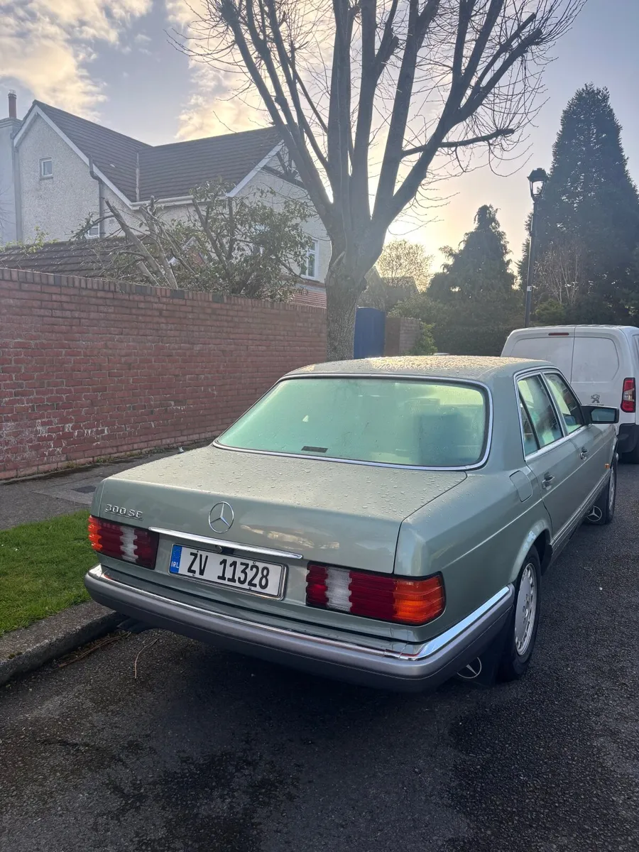 Mercedes-Benz 300SE - Image 2