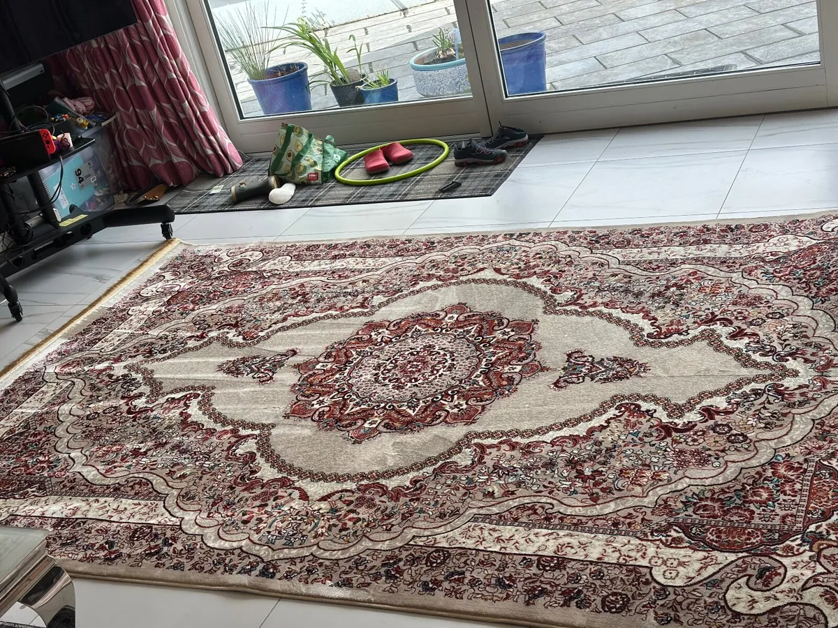Persian-Style Rug – Cream & Red, Brand New Unused - Image 4