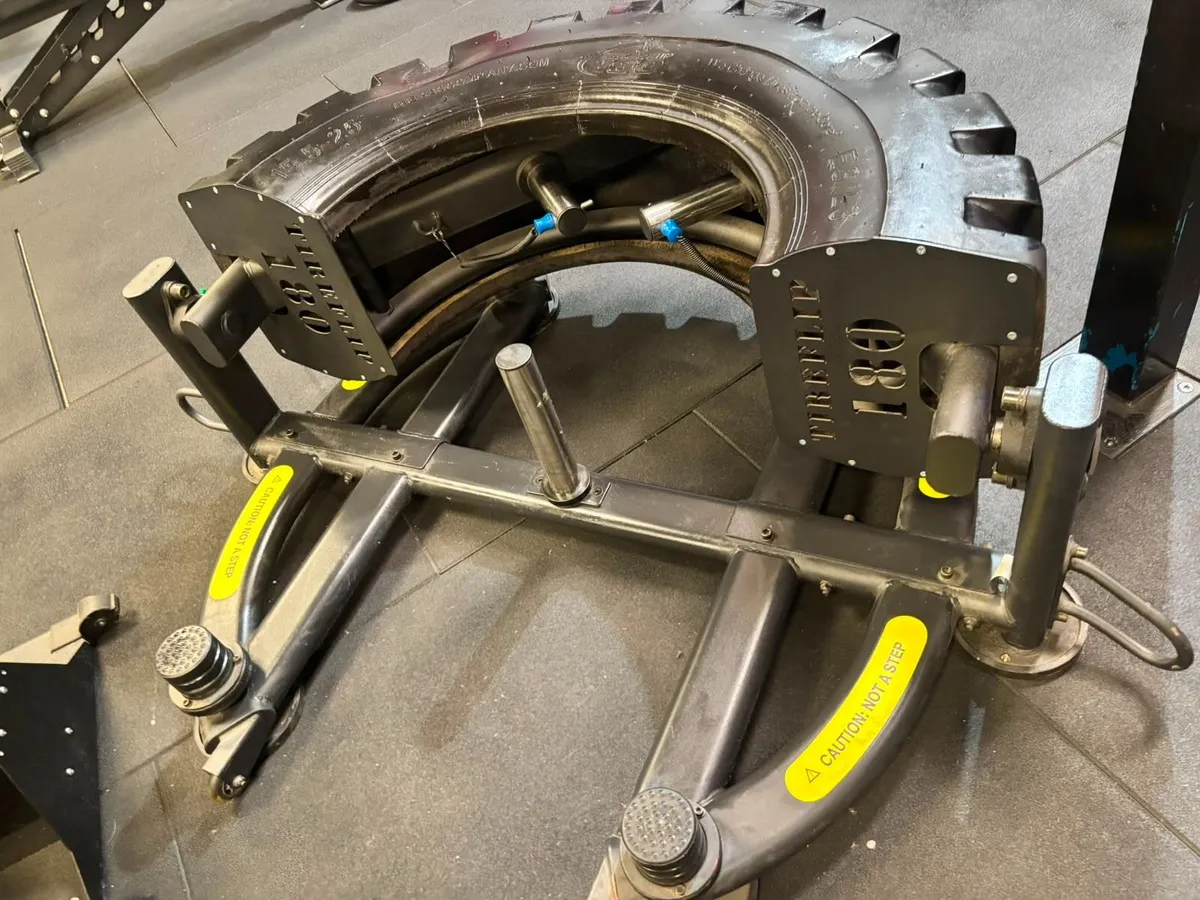 Commercial Tyre Flip Machine - Image 4