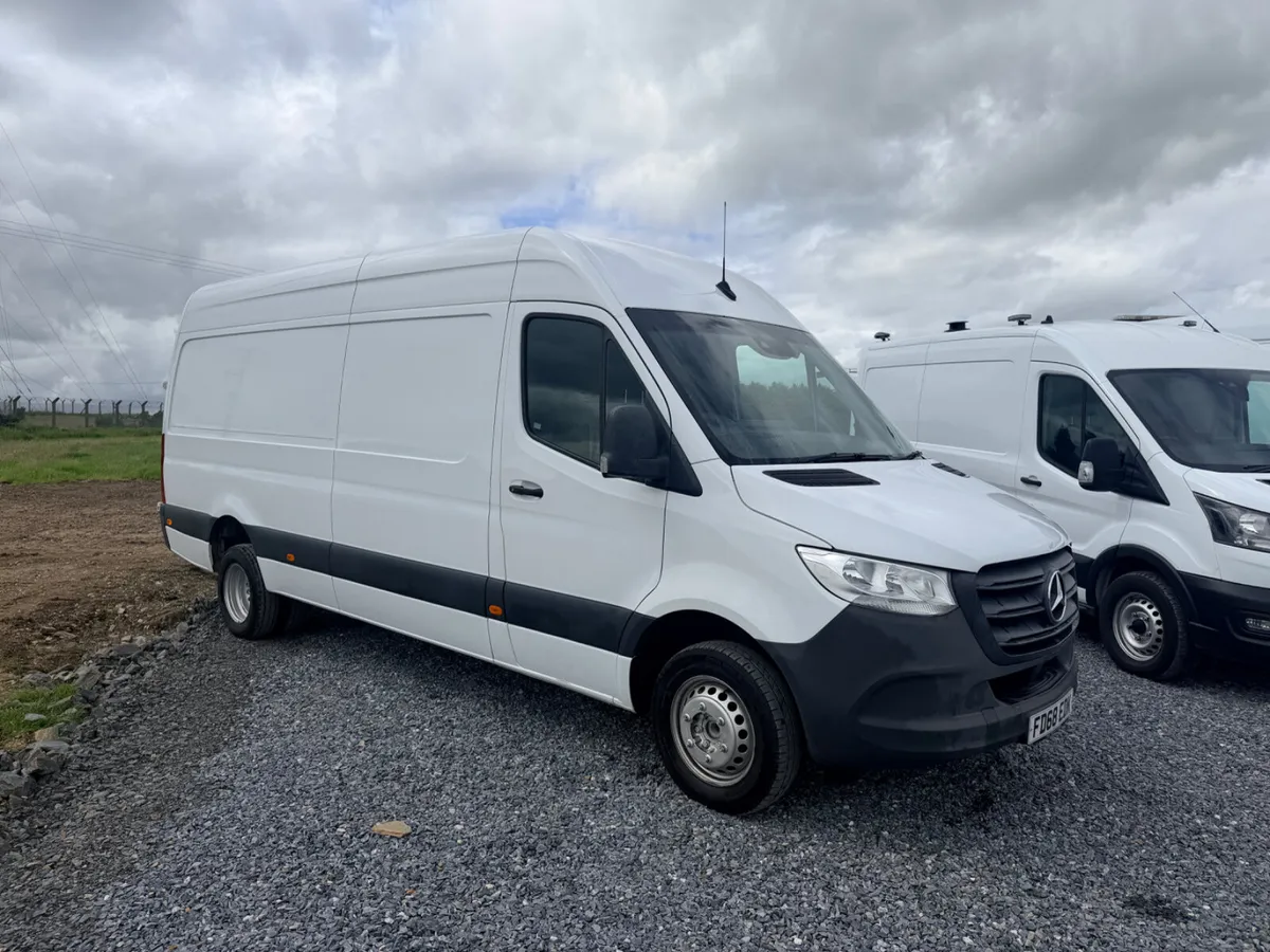 Mercedes-Benz Sprinter 514CDi Twin Wheel - Image 1