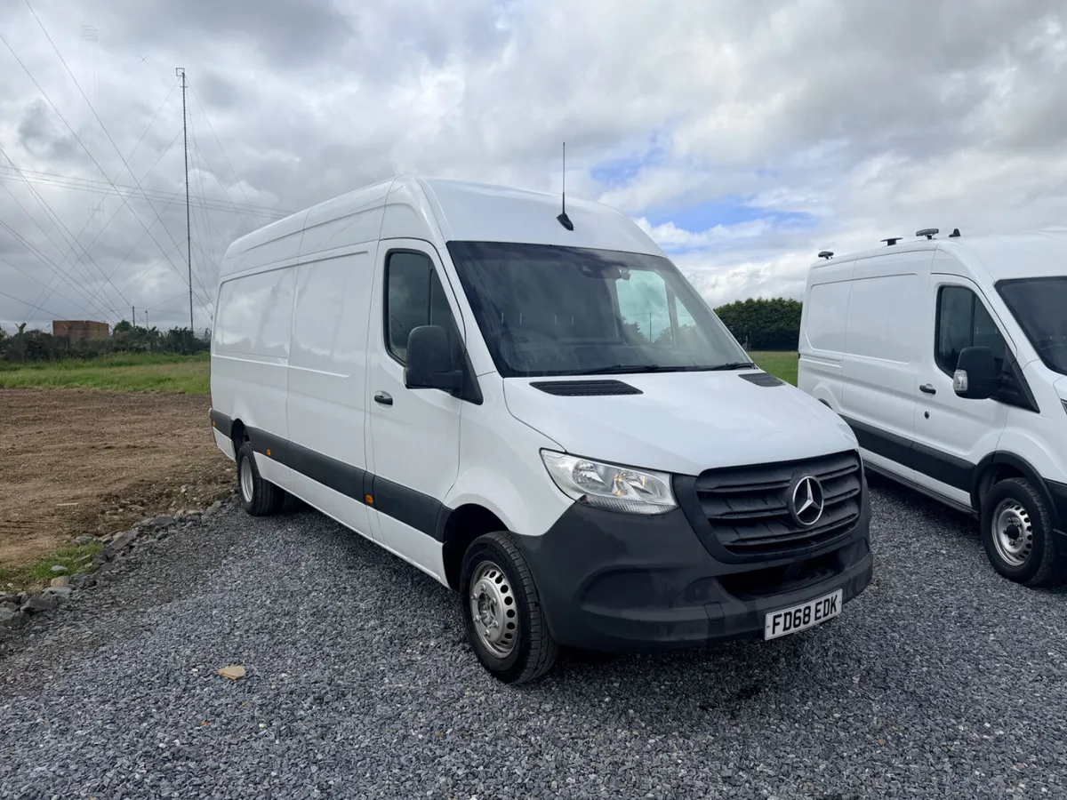 Mercedes-Benz Sprinter 514CDi Twin Wheel - Image 2