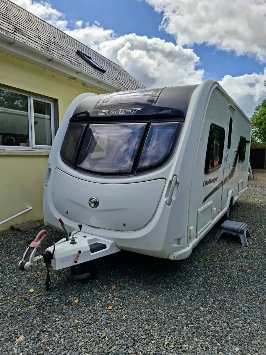 Swift challenger 570 - Image 1