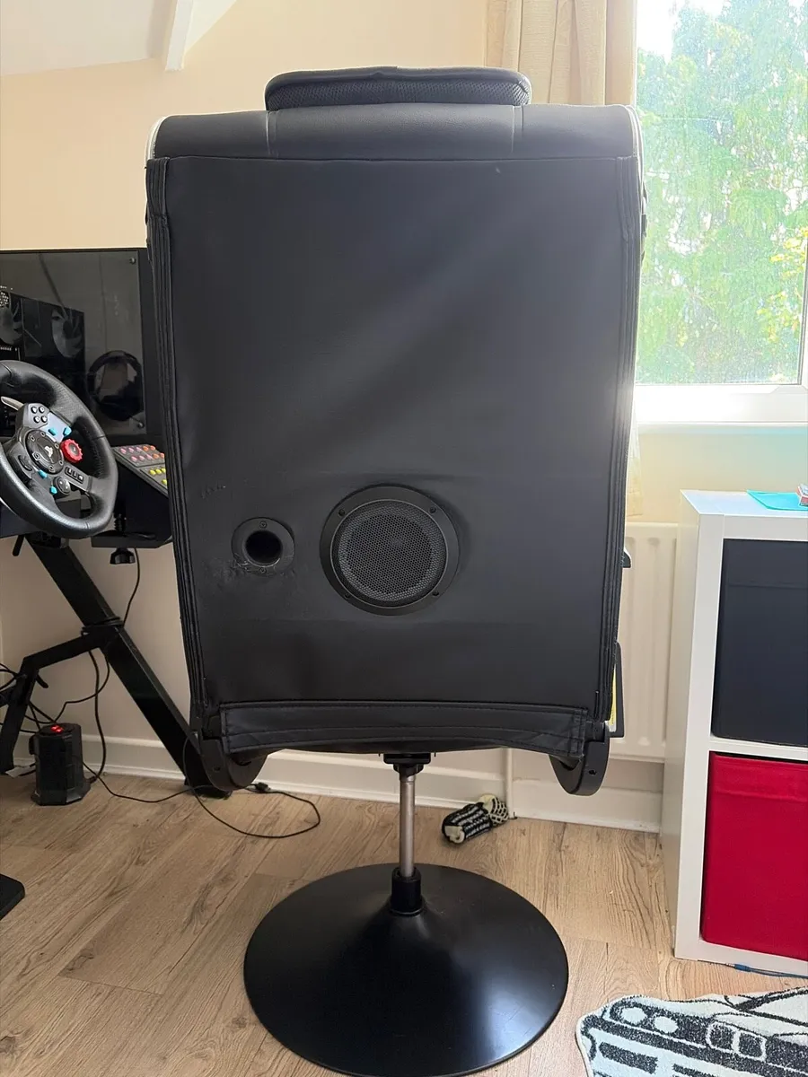 X rocker gaming chair - Image 3