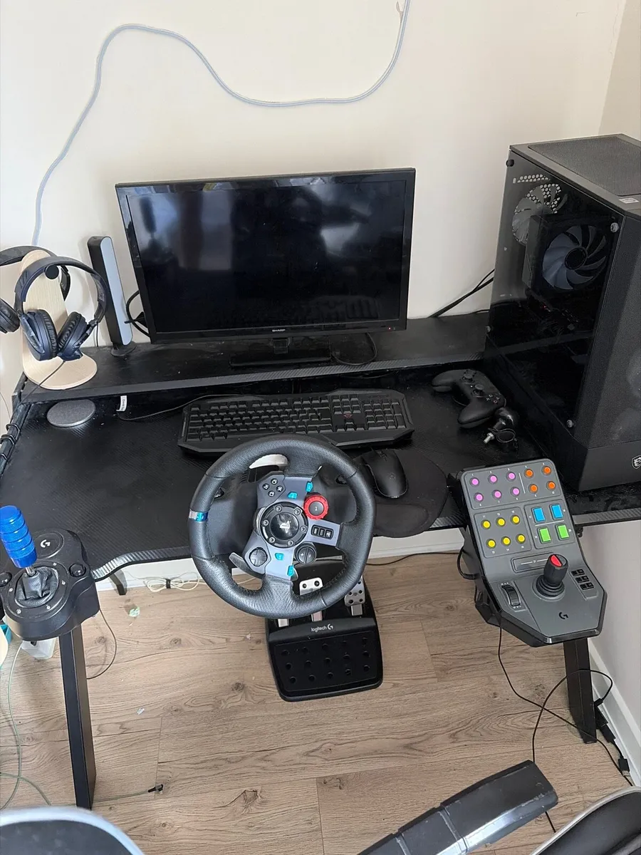 Gaming desk - Image 3