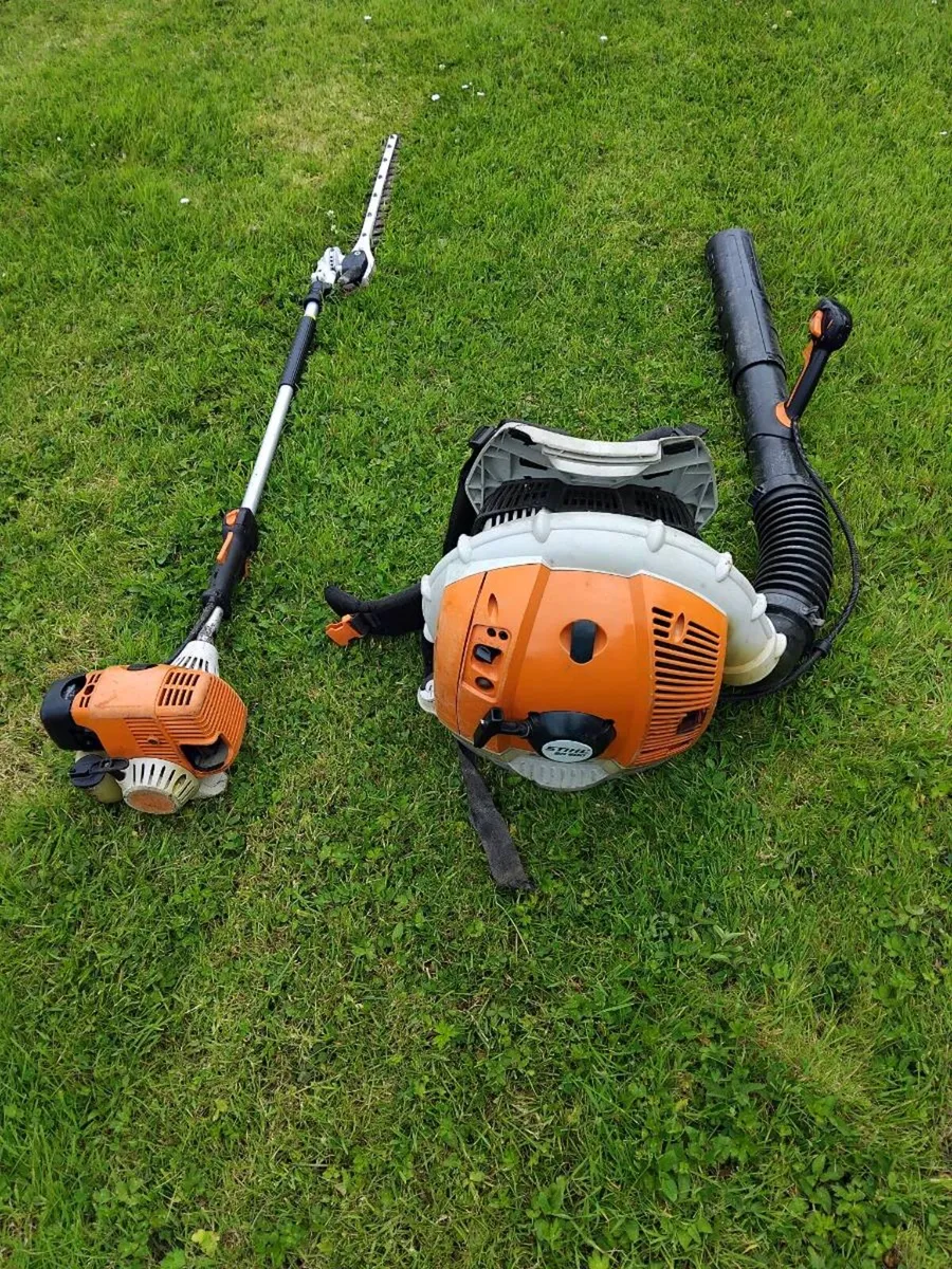LEAF BLOWER - Image 1