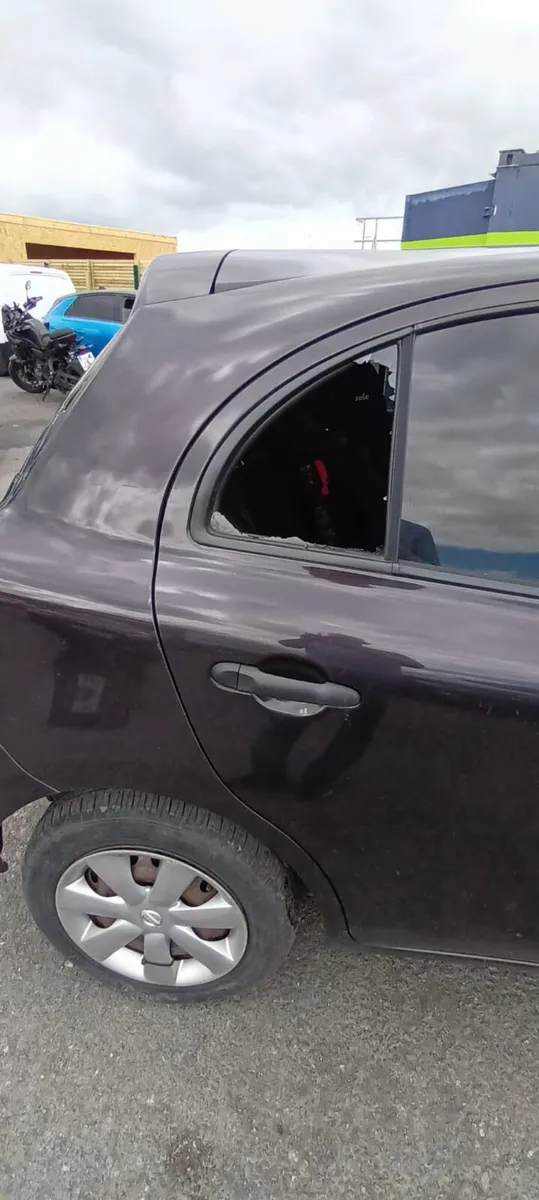 Nissan March Automatic 1.2 Theft damage - Image 3